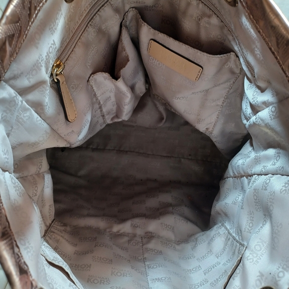 Michael kors tote - Picture 9 of 9